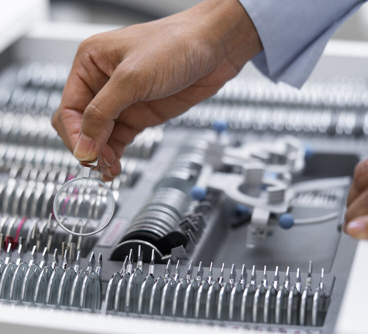 close-up-ophthalmologist-s-tools